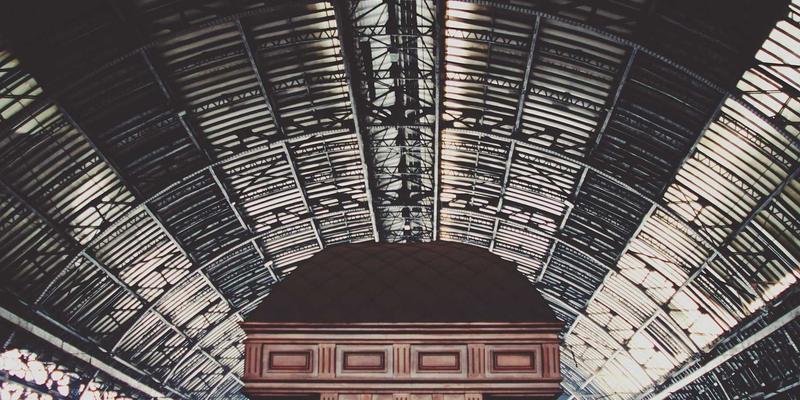 Wi-Fi 6/6E技术深度解析:如何为高密度场景打造下一代无线网络部署方案